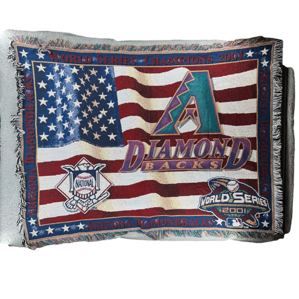 MLB Arizona Diamond Backs World Series Champions 2001 Knit Throw Blanket‎
